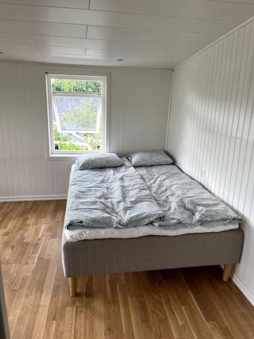 Mysigt Hus Med Natur & Jacuzzi I Olofstorp กอเทนเบิร์ก ภายนอก รูปภาพ