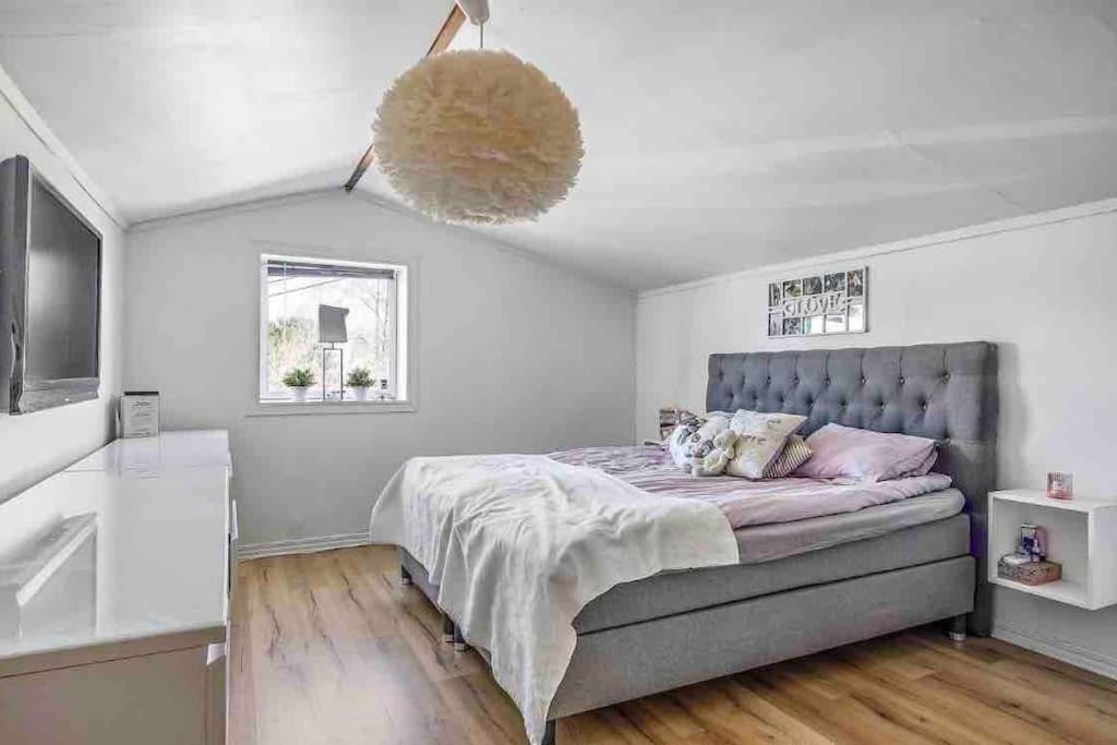 Mysigt Hus Med Natur & Jacuzzi I Olofstorp กอเทนเบิร์ก ภายนอก รูปภาพ