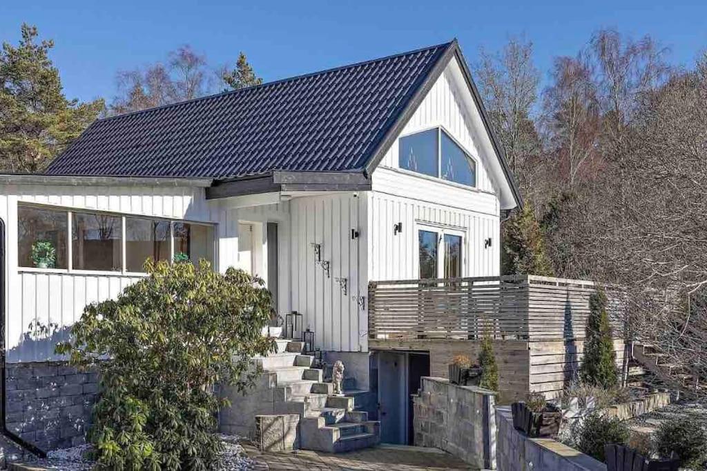 Mysigt Hus Med Natur & Jacuzzi I Olofstorp กอเทนเบิร์ก ภายนอก รูปภาพ